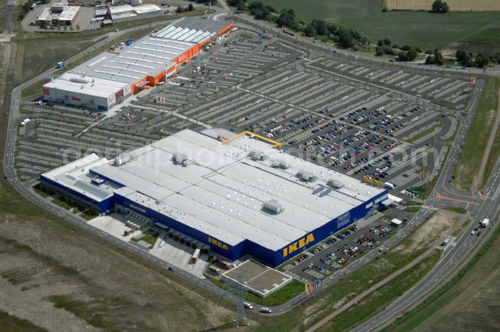 Oldenburg from above - Blick auf das IKEA Einrichtungshaus in OLDENBURG. IKEA Deutschland GmbH & Co. KG; Niederlassung Oldenburg, Holler Landstr. 89, 26135 Oldenburg