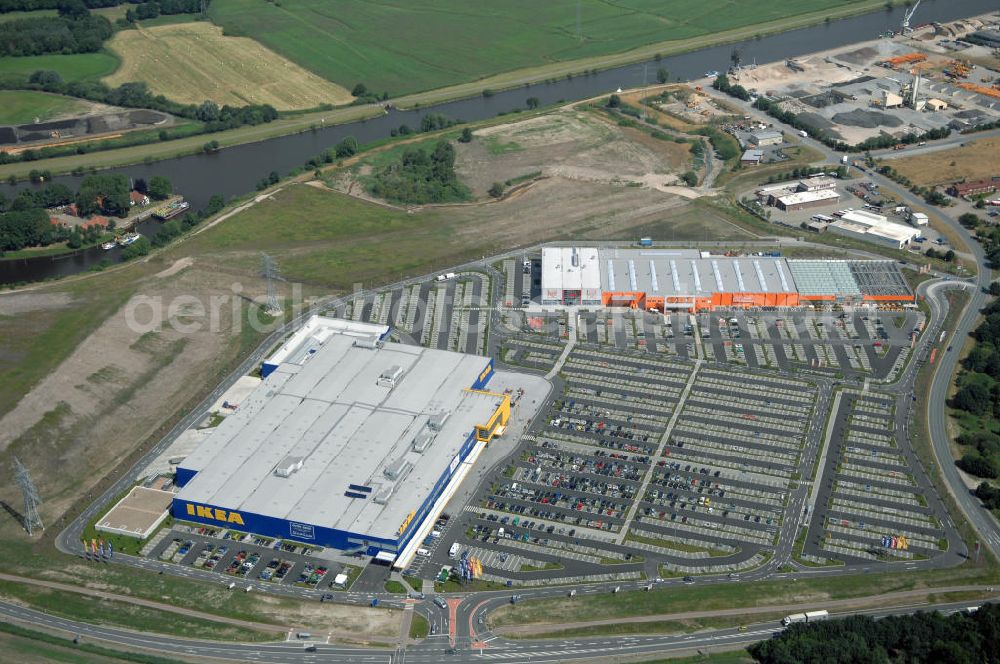 Oldenburg from the bird's eye view: Blick auf das IKEA Einrichtungshaus in OLDENBURG. IKEA Deutschland GmbH & Co. KG; Niederlassung Oldenburg, Holler Landstr. 89, 26135 Oldenburg