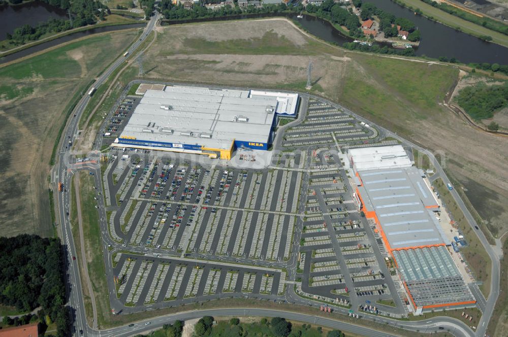 Aerial photograph Oldenburg - Blick auf das IKEA Einrichtungshaus in OLDENBURG. IKEA Deutschland GmbH & Co. KG; Niederlassung Oldenburg, Holler Landstr. 89, 26135 Oldenburg