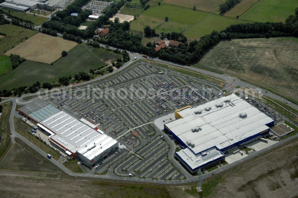 Oldenburg from above - Blick auf das IKEA Einrichtungshaus in OLDENBURG. IKEA Deutschland GmbH & Co. KG; Niederlassung Oldenburg, Holler Landstr. 89, 26135 Oldenburg