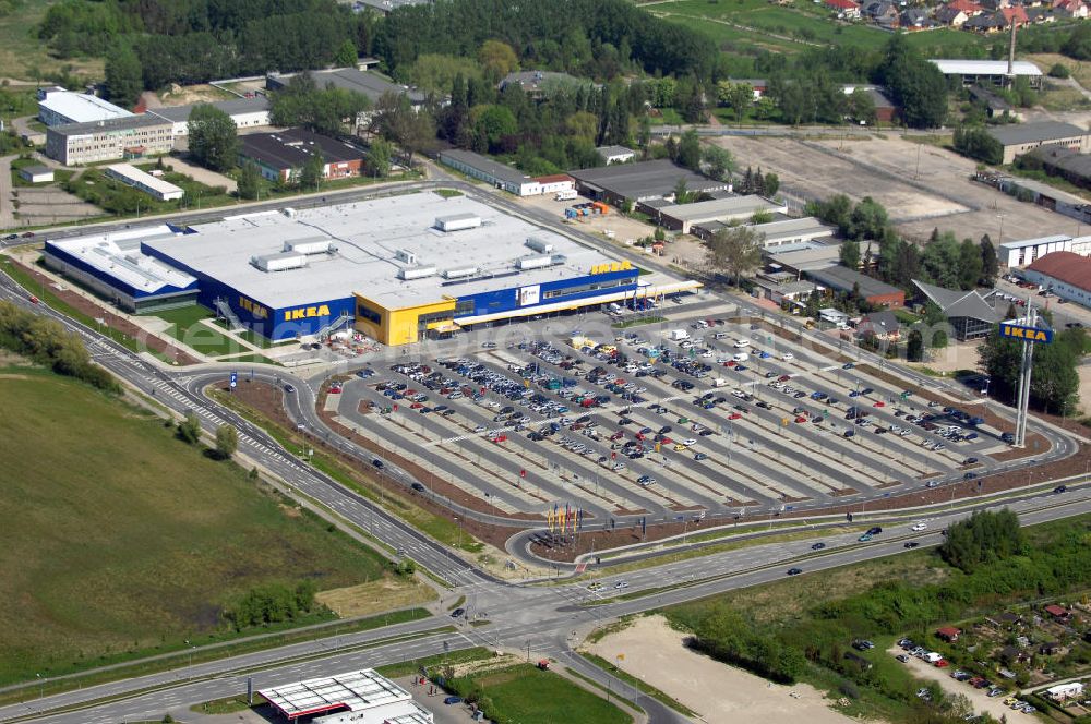 Aerial photograph Rostock - Blick auf das IKEA Einrichtungshaus Rostock. Adresse: IKEA Deutschland GmbH & Co. KG, Niederlassung Rostock, Messestraße 25, 18069 Rostock