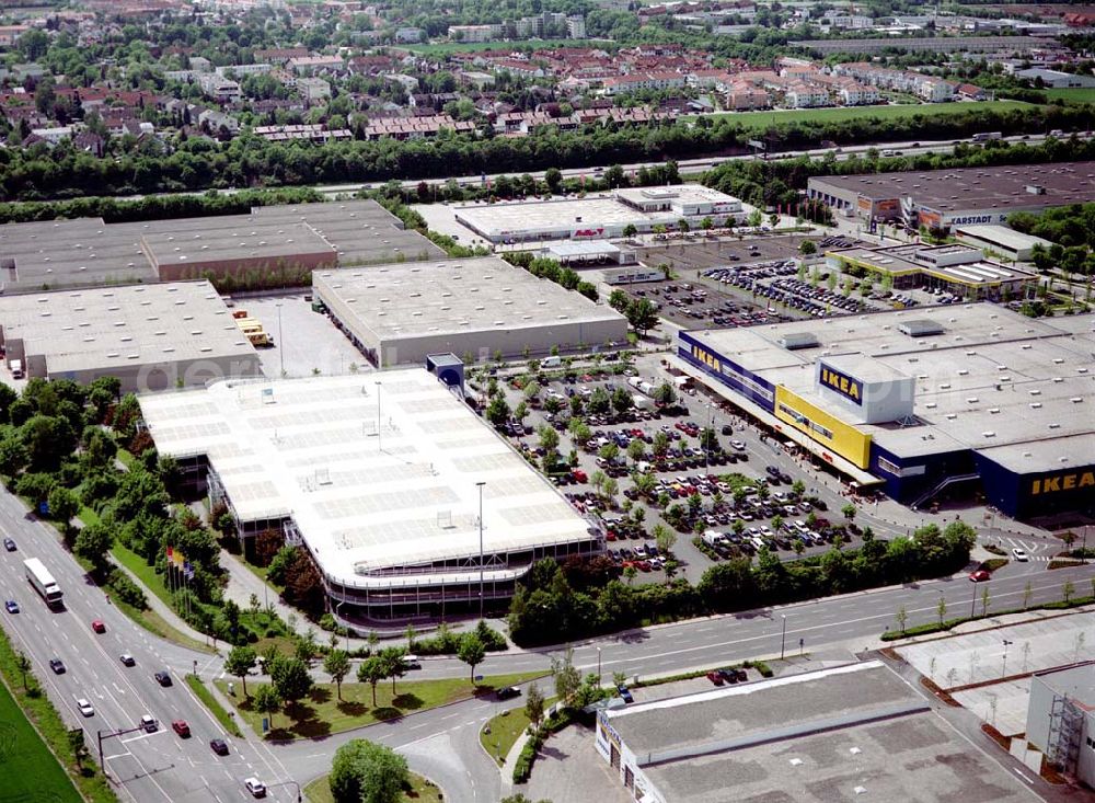 Aerial photograph Eching bei München - IKEA - Einrichtungshaus und vermietete Grundstücke bei Eching im Gewerbegebiet Ost an der Autobahn A9.