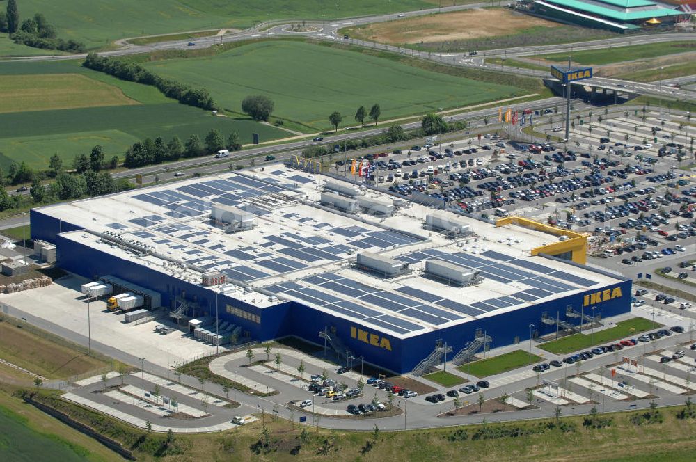 Aerial photograph Würzburg - Blick auf das IKEA - Einrichtungshaus an der Autobahn A7 / B19 an der Mainfrankenhöhe 2 in 97078 Würzburg. View of the IKEA - furniture store on the highway A7 / B19 in 97078 Würzburg.