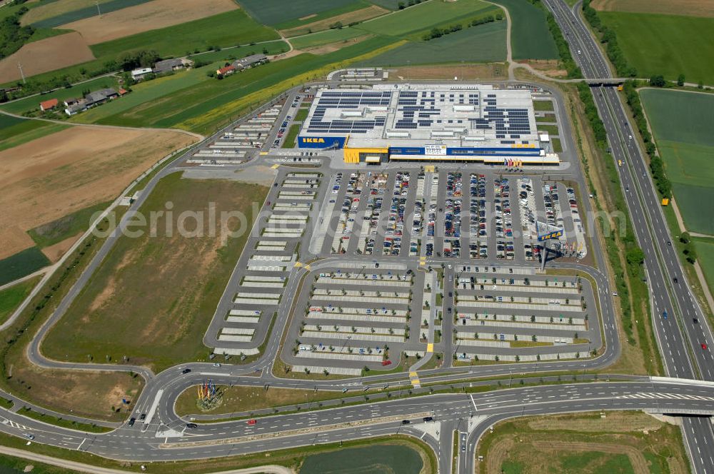 Aerial photograph Würzburg - Blick auf das IKEA - Einrichtungshaus an der Autobahn A7 / B19 an der Mainfrankenhöhe 2 in 97078 Würzburg. View of the IKEA - furniture store on the highway A7 / B19 in 97078 Würzburg.