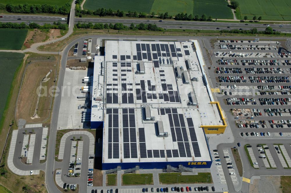 Aerial photograph Würzburg - Blick auf das IKEA - Einrichtungshaus an der Autobahn A7 / B19 an der Mainfrankenhöhe 2 in 97078 Würzburg. View of the IKEA - furniture store on the highway A7 / B19 in 97078 Würzburg.