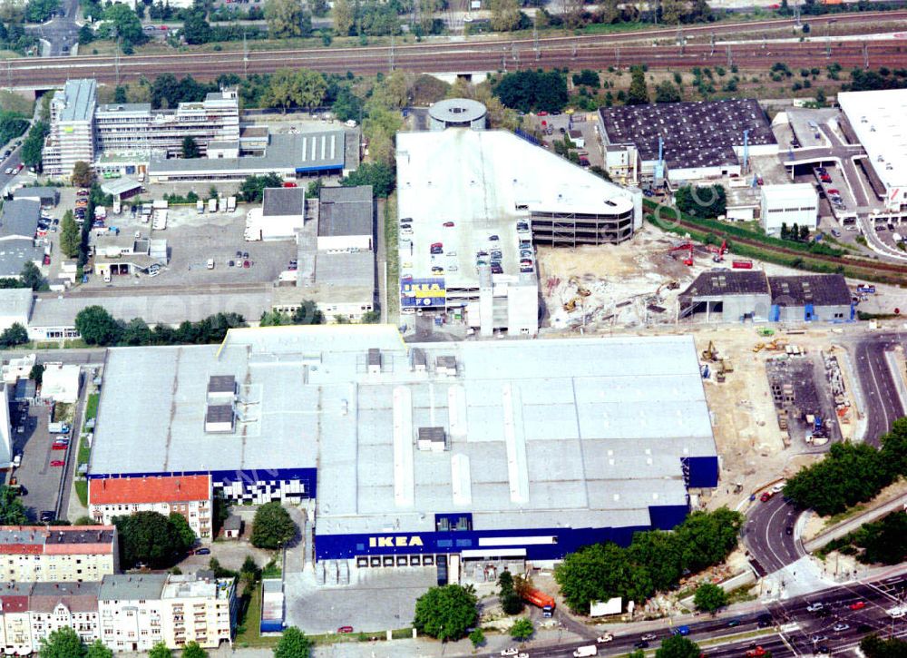 Aerial image Berlin - Spandau - 27.08.2002 IKEA - Erweiterungsbau in Berlin - Spandau