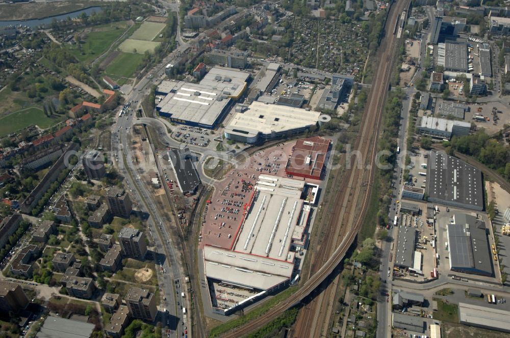 Aerial image Berlin - Blick auf das IKEA Einrichtungshaus im Gewerbegebiet in Berlin-Spandau. View of the furniture store IKEA in Berlin-Spandau.