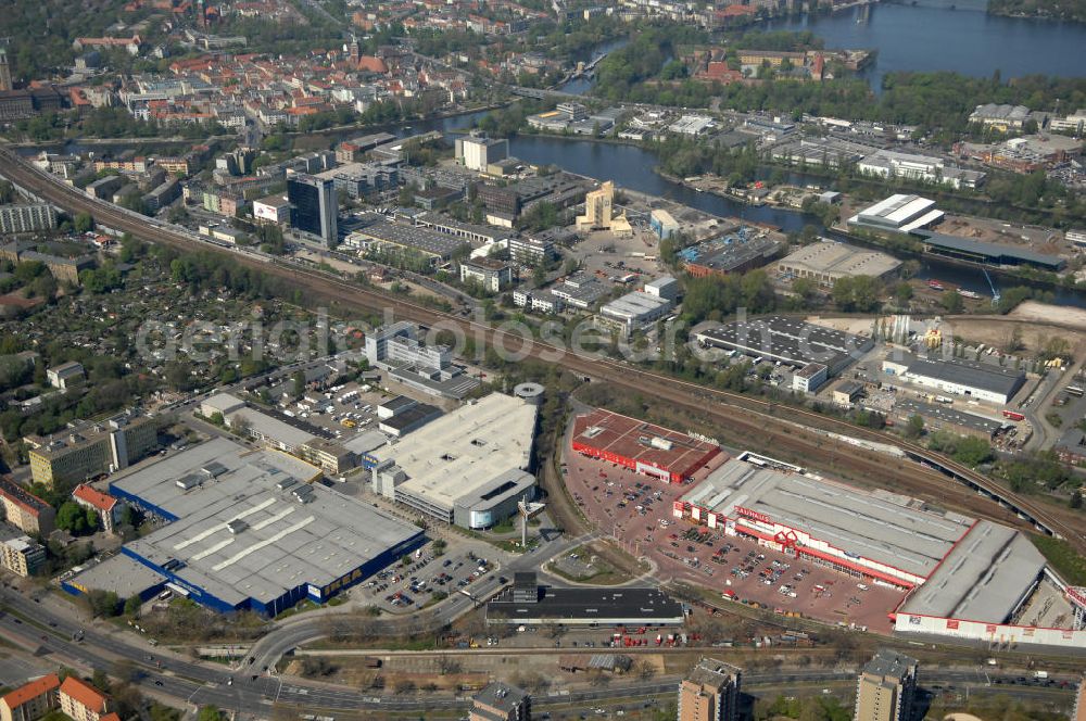 Aerial photograph Berlin - Blick auf das IKEA Einrichtungshaus im Gewerbegebiet in Berlin-Spandau. View of the furniture store IKEA in Berlin-Spandau.