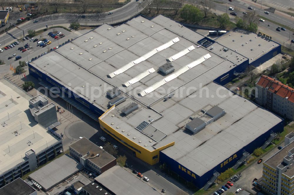 Berlin from above - Blick auf das IKEA Einrichtungshaus im Gewerbegebiet in Berlin-Spandau. View of the furniture store IKEA in Berlin-Spandau.