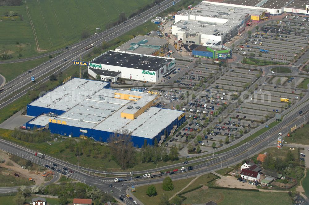 Waltersdorf from the bird's eye view: Blick auf das IKEA Einrichtungshaus im Gewerbegebiet Airport Center Waltersdorf in Berlin-Waltersdorf. View of the furniture store IKEA in Berlin-Waltersdorf.