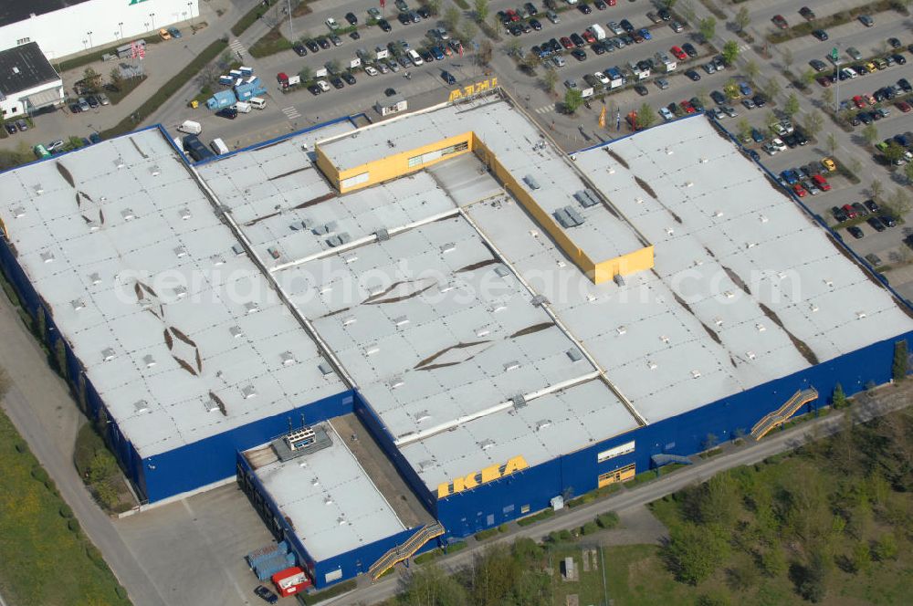 Aerial image Waltersdorf - Blick auf das IKEA Einrichtungshaus im Gewerbegebiet Airport Center Waltersdorf in Berlin-Waltersdorf. View of the furniture store IKEA in Berlin-Waltersdorf.