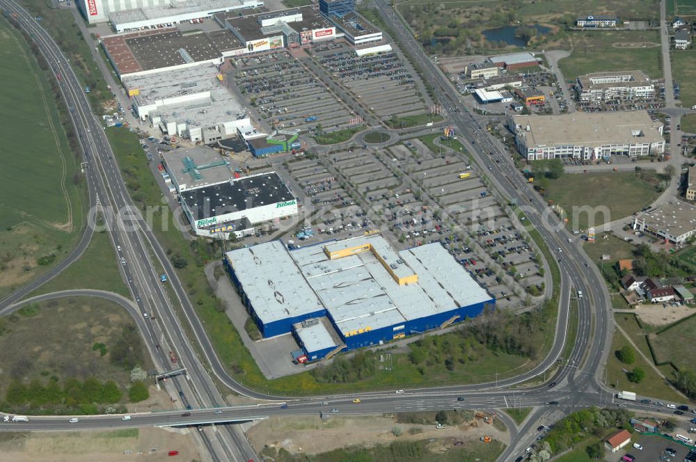 Waltersdorf from the bird's eye view: Blick auf das IKEA Einrichtungshaus im Gewerbegebiet Airport Center Waltersdorf in Berlin-Waltersdorf. View of the furniture store IKEA in Berlin-Waltersdorf.