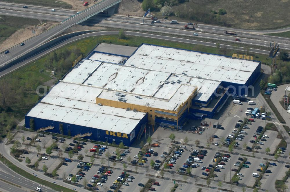 Aerial image Waltersdorf - Blick auf das IKEA Einrichtungshaus im Gewerbegebiet Airport Center Waltersdorf in Berlin-Waltersdorf. View of the furniture store IKEA in Berlin-Waltersdorf.