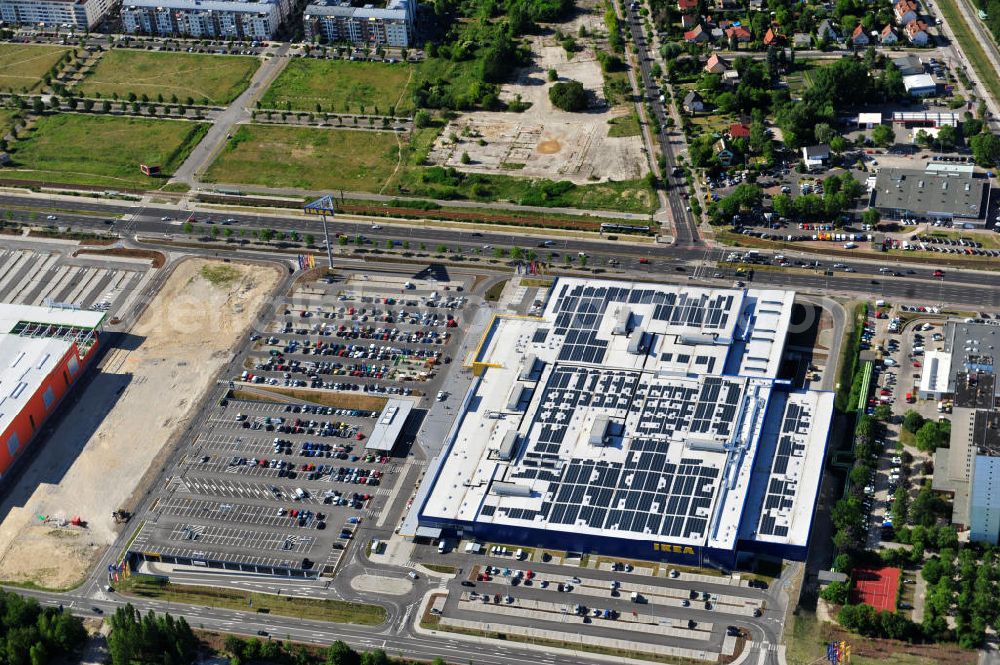 Aerial photograph Berlin Lichtenberg - IKEA-Neubau Berlin Lichtenberg an der Landsberger Allee , dem zweitgrößte Ikea-Standort in Europa mit 22 000 Quadratmetern und zugleich dem dritten Berliner Einrichtungshaus. View of the IKEA store area in Berlin Lichtenberg. It is the third furniture store in Berlin.