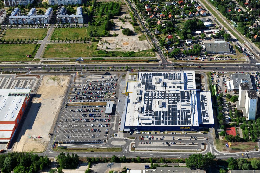 Berlin Lichtenberg from above - IKEA-Neubau Berlin Lichtenberg an der Landsberger Allee , dem zweitgrößte Ikea-Standort in Europa mit 22 000 Quadratmetern und zugleich dem dritten Berliner Einrichtungshaus. View of the IKEA store area in Berlin Lichtenberg. It is the third furniture store in Berlin.