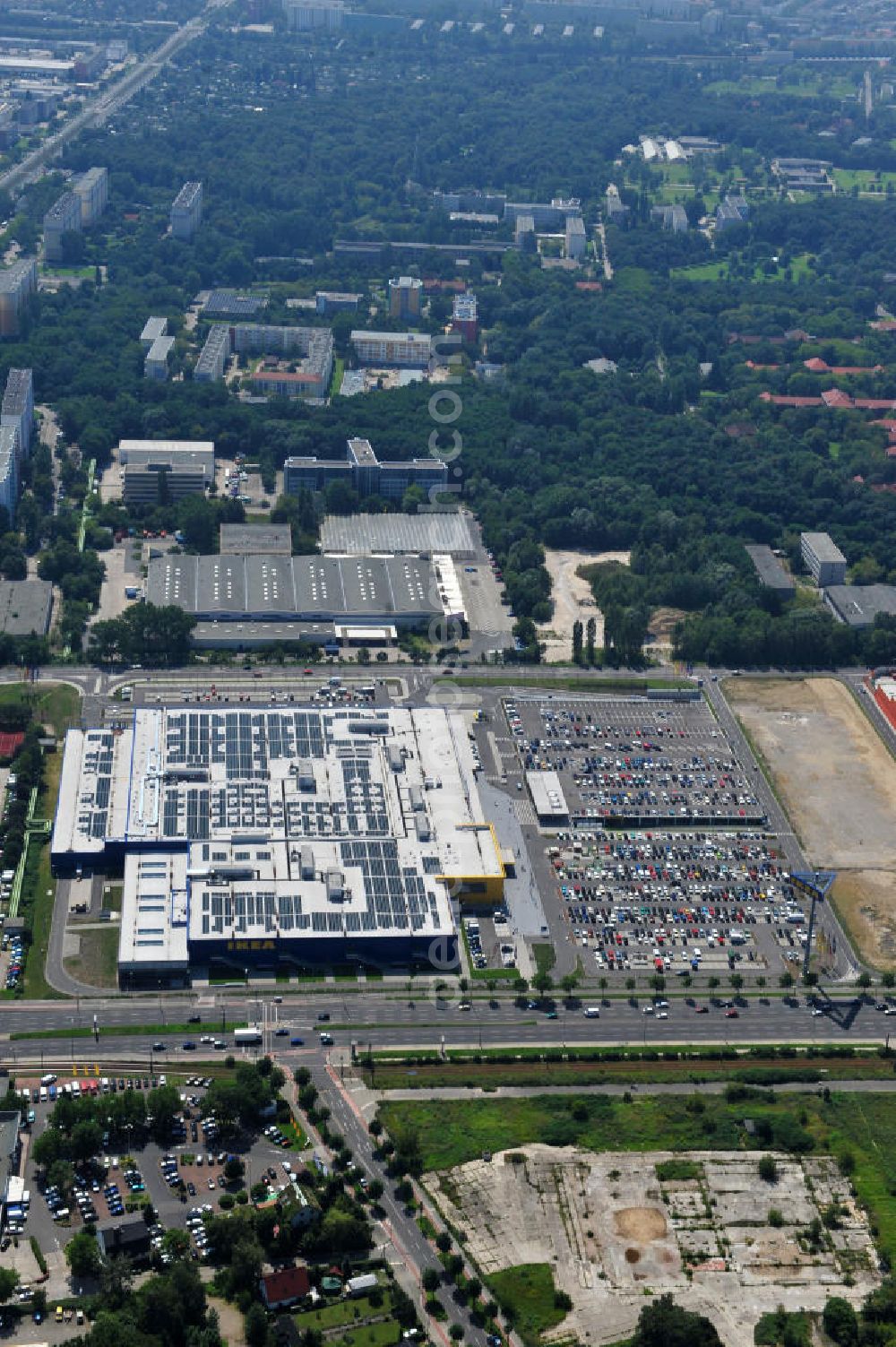 Aerial image Berlin Lichtenberg - IKEA-Neubau Einrichtungshaus Berlin Lichtenberg an der Landsberger Allee , dem zweitgrößte Ikea-Standort in Europa mit 22 000 Quadratmetern und zugleich dem dritten Berliner Einrichtungshaus. View of the IKEA store area in Berlin Lichtenberg. It is the third furniture store in Berlin.