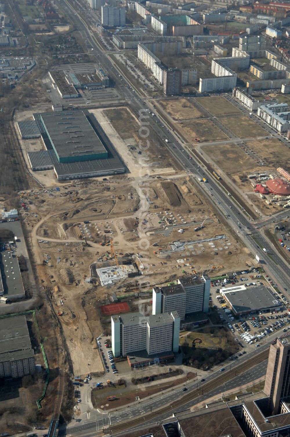 Berlin from above - Blick auf die IKEA Neubaufläche in Berlin Lichtenberg. Bis zum November dieses Jahres entsteht hier an der Landsberger Allee der zweitgrößte Ikea-Standort in Europa mit 22 000 Quadratmetern und zugleich das vierte Berliner Einrichtungshaus. Eröffnung soll Anfang November 2010 sein. Look at the new IKEA area in Berlin Lichtenberg. By November of this year is being created here at the Landsberger Allee is the second largest Ikea site in Europe with 22 000 square meters, while the fourth store in Berlin. Opening will be the beginning of November 2010.