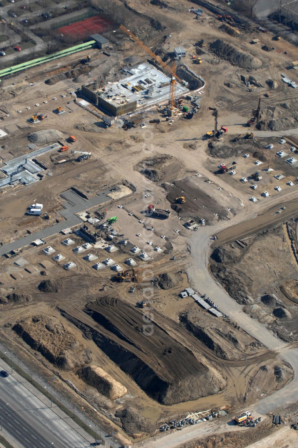 Aerial image Berlin - Blick auf die IKEA Neubaufläche in Berlin Lichtenberg. Bis zum November dieses Jahres entsteht hier an der Landsberger Allee der zweitgrößte Ikea-Standort in Europa mit 22 000 Quadratmetern und zugleich das vierte Berliner Einrichtungshaus. Eröffnung soll Anfang November 2010 sein. Look at the new IKEA area in Berlin Lichtenberg. By November of this year is being created here at the Landsberger Allee is the second largest Ikea site in Europe with 22 000 square meters, while the fourth store in Berlin. Opening will be the beginning of November 2010.