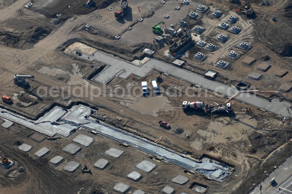 Aerial photograph Berlin - Blick auf die IKEA Neubaufläche in Berlin Lichtenberg. Bis zum November dieses Jahres entsteht hier an der Landsberger Allee der zweitgrößte Ikea-Standort in Europa mit 22 000 Quadratmetern und zugleich das vierte Berliner Einrichtungshaus. Eröffnung soll Anfang November 2010 sein. Look at the new IKEA area in Berlin Lichtenberg. By November of this year is being created here at the Landsberger Allee is the second largest Ikea site in Europe with 22 000 square meters, while the fourth store in Berlin. Opening will be the beginning of November 2010.