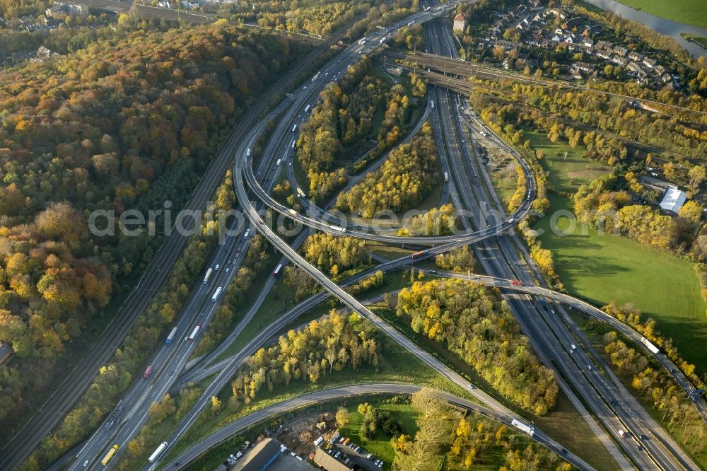 Aerial image Duisburg - Interchange Kaiserberg of the highways A3 and the A40 near Duisburg in the Ruhr area in North Rhine-Westphalia