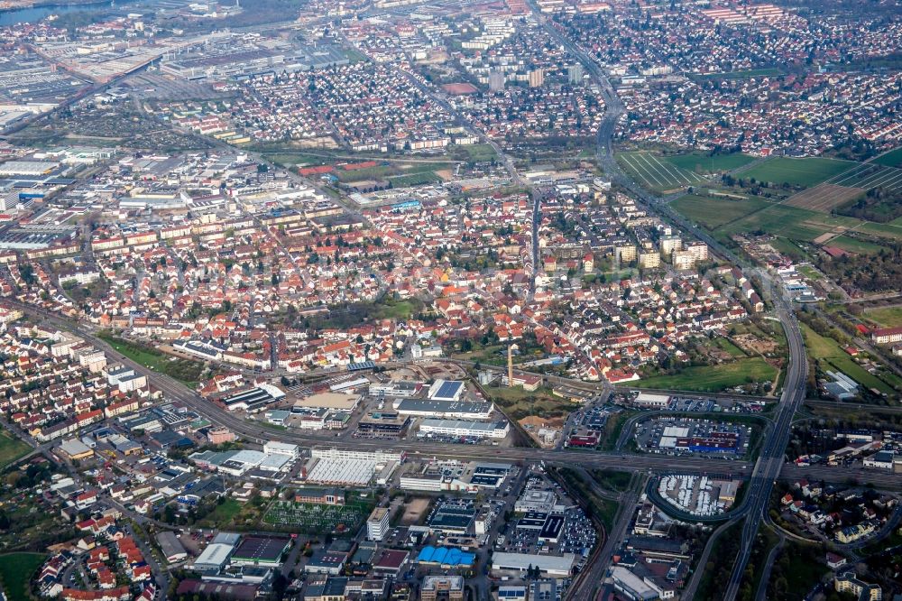 Mannheim from the bird's eye view: In the district Kaefertal in Mannheim in the state Baden-Wuerttemberg, Germany