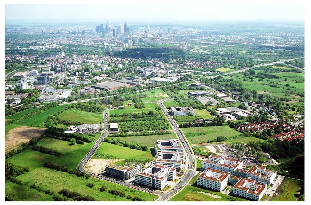 Frankfurt am Main from above - Immobilienkomplex der HVB-Immobilienmanagement Ag am Eschborner Dreieck in Frankfurt am Main