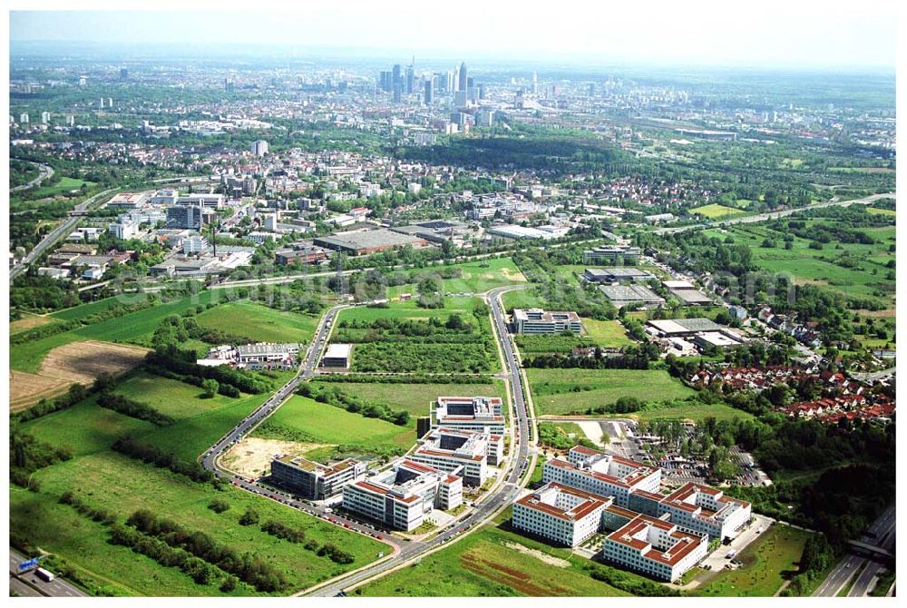 Frankfurt am Main from above - Immobilienkomplex der HVB-Immobilienmanagement Ag am Eschborner Dreieck in Frankfurt am Main