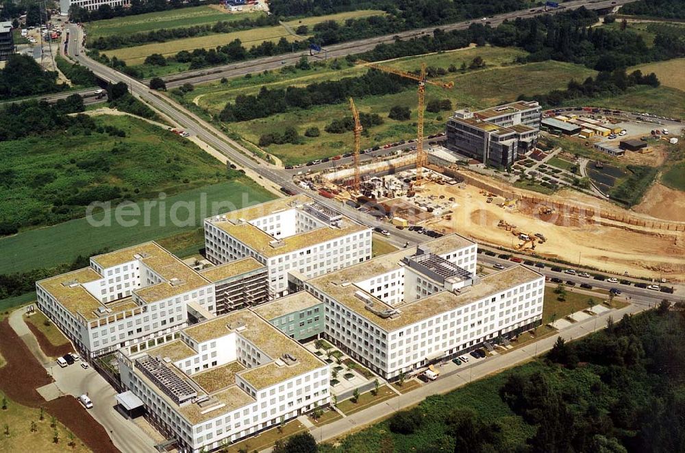 Frankfurt am Main from above - Immobilienkomplex der HVB-Immobilienmanagement AG am Eschborner Dreieck in Frankfurt / Main.