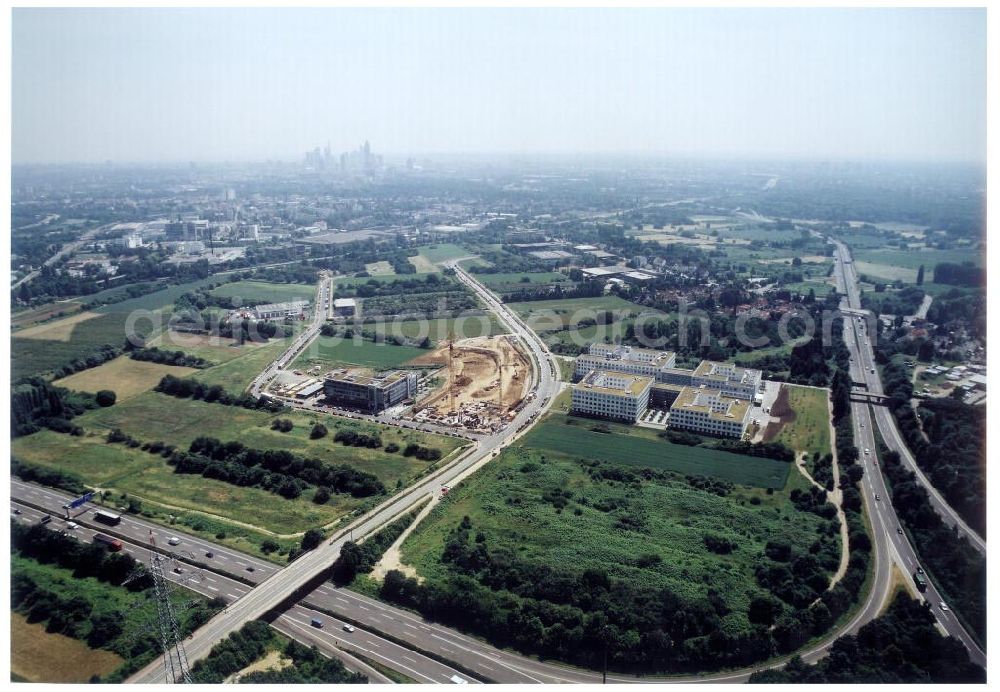 Aerial image Frankfurt am Main - Immobilienkomplex der HVB-Immobilienmanagement AG am Eschborner Dreieck in Frankfurt / Main.