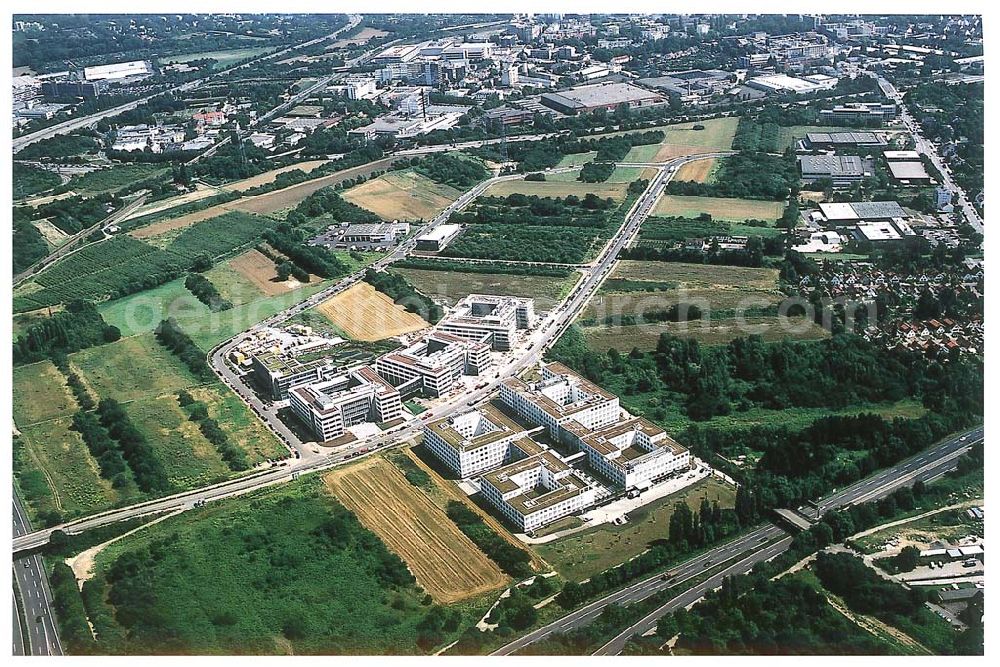 Frankfurt/ Main Hessen from above - Immobilienkomplex der HVB- Immobilienmanagement AG am Eschborner Dreieck in Frankfurt/ Main. Ort:Hessen, Frankfurt/ Main