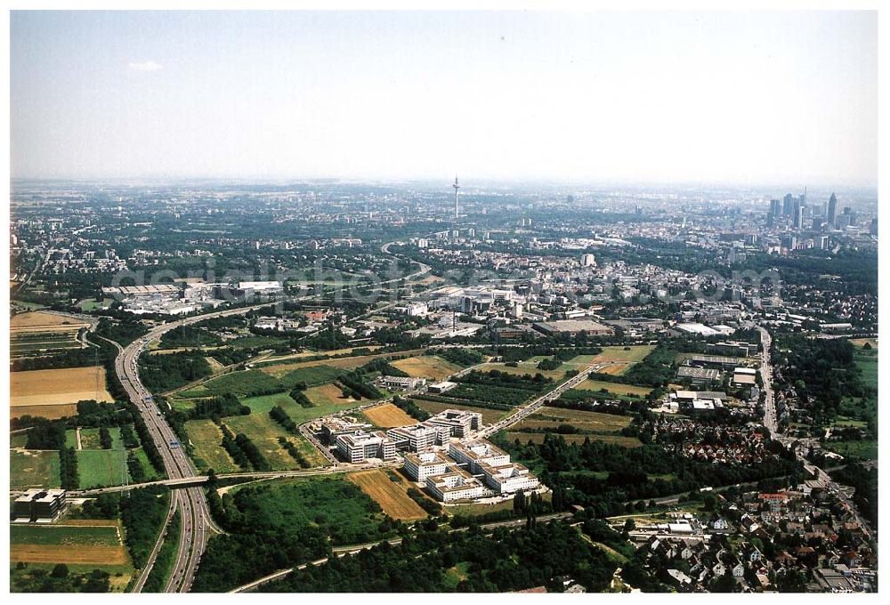 Aerial image Frankfurt/ Main Hessen - Immobilienkomplex der HVB- Immobilienmanagement AG am Eschborner Dreieck in Frankfurt/ Main. Ort:Hessen, Frankfurt/ Main