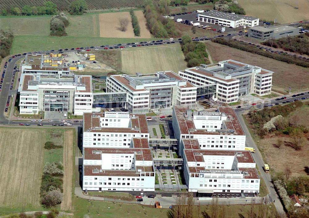 Frankfurt am Main from above - Immobilienkomplex der HVB- Immobilienmanagement AG am Eschborner Dreieck in Frankfurt/ Main. Ort:Hessen, Frankfurt/ Main