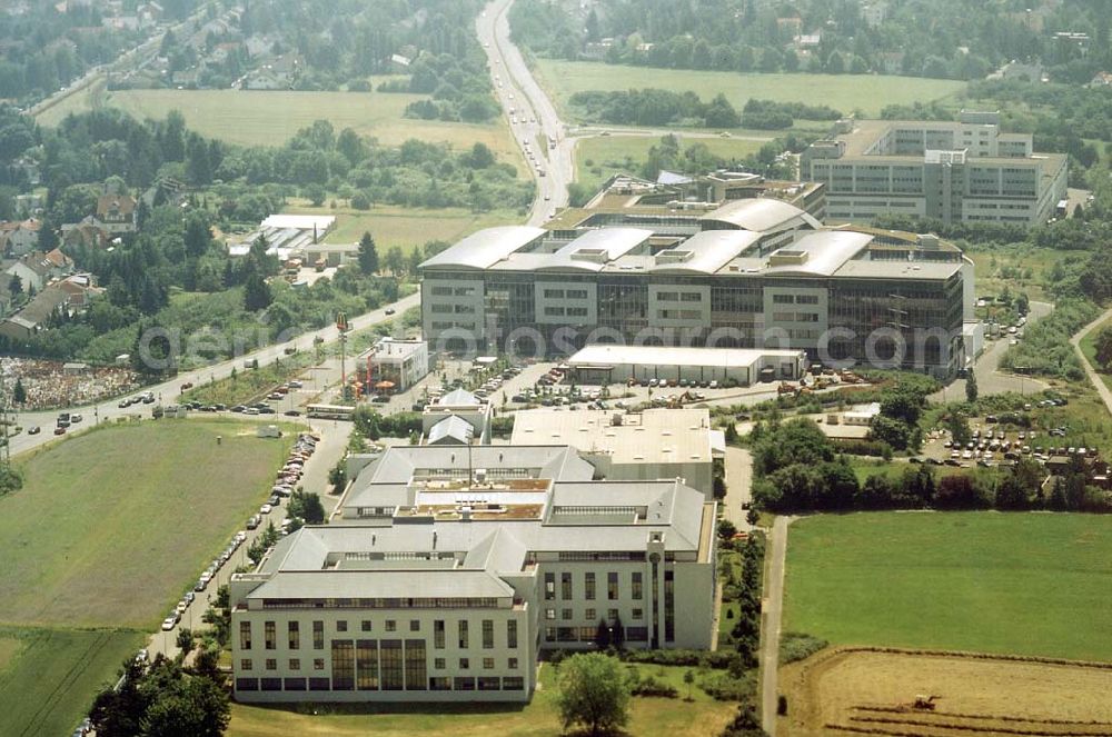 Schwalbach/Taunus from the bird's eye view: Immobilienkomplex der HVB-Immobilienmanagement AG in Schwalbach / Taunus. Sitz der EMC Deutschland GmbH Hauptverwaltung, Am Kronberger Hang 2a,65824 Schwalbach/Taunus Tel.: 0 61 96 / 47 28-0 Fax: 0 61 96 / 47 28-218 Vertretungsberechtigter: Wolfgang Kroh E-Mail: german_marketing@emc.com 18.06.2002