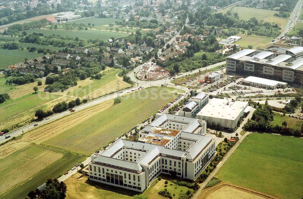 Aerial photograph Schwalbach/Taunus - Immobilienkomplex der HVB-Immobilienmanagement AG in Schwalbach / Taunus. Sitz der EMC Deutschland GmbH Hauptverwaltung, Am Kronberger Hang 2a,65824 Schwalbach/Taunus Tel.: 0 61 96 / 47 28-0 Fax: 0 61 96 / 47 28-218 Vertretungsberechtigter: Wolfgang Kroh E-Mail: german_marketing@emc.com 18.06.2002