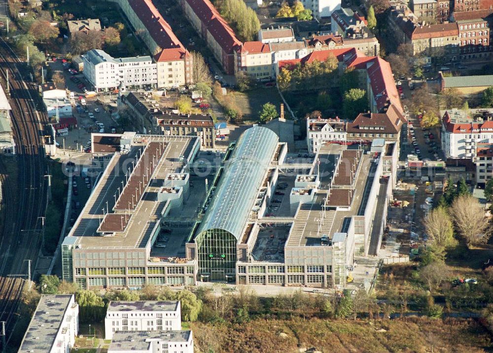 Aerial image Berlin - Köpenick - Einkaufszentrum FORUM Köpenick der FUNDUS FONDS-Verwaltungen GmbH (Hohenstaufenring 57 in 50674 Köln, Tel.: 0211,20070) in Berlin-Köpenick.