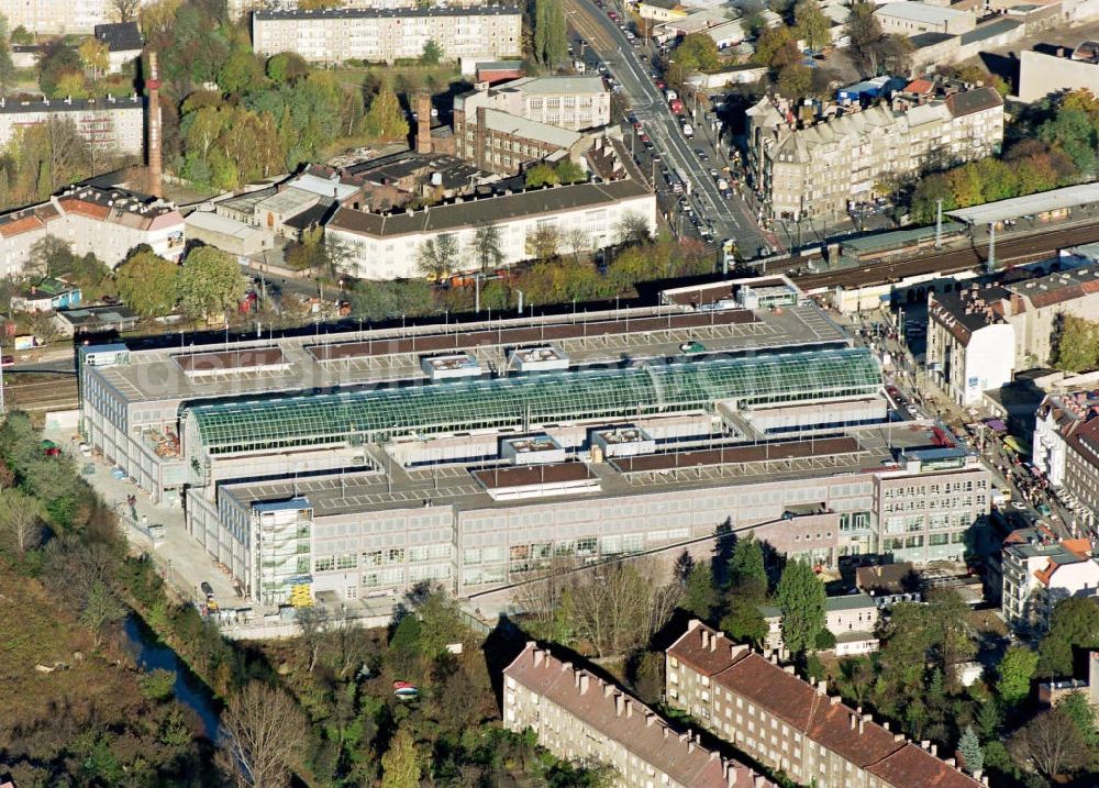 Aerial image Berlin - Köpenick - Einkaufszentrum FORUM Köpenick der FUNDUS FONDS-Verwaltungen GmbH (Hohenstaufenring 57 in 50674 Köln, Tel.: 0211,20070) in Berlin-Köpenick.