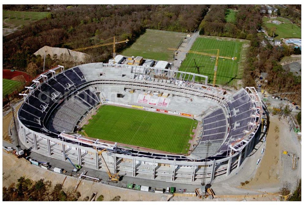 Aerial image Frankfurt am Main - Umbau des Waldstdions Frankfurt Commerzbank-Arena (Eintracht Frankfurt)an der Mörfelder Landstraße 362 in 60528 in Frankfurt/ Main durch die Firma MAX BÖGL, Schüßler Plan (Projektsteuerung),