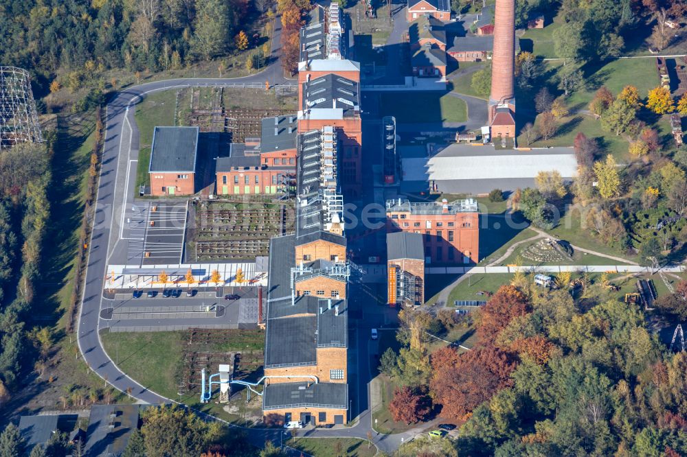 Aerial photograph Knappenrode - Industrial monument of the disused technical facilities and production halls on the site of the Energiefabrik Knappenrode on Werminghoffstrasse in Knappenrode in the state of Saxony, Germany