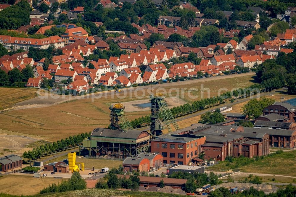 Ahlen from the bird's eye view: Industrial monument of the technical plants and production halls of the premises of Zeche Westfalen in Ahlen in the state North Rhine-Westphalia, Germany