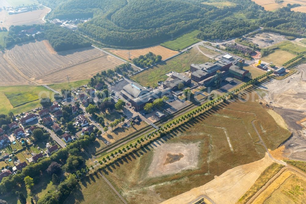 Aerial image Ahlen - Industrial monument of the technical plants and production halls of the premises of Zeche Westfalen in Ahlen in the state North Rhine-Westphalia, Germany