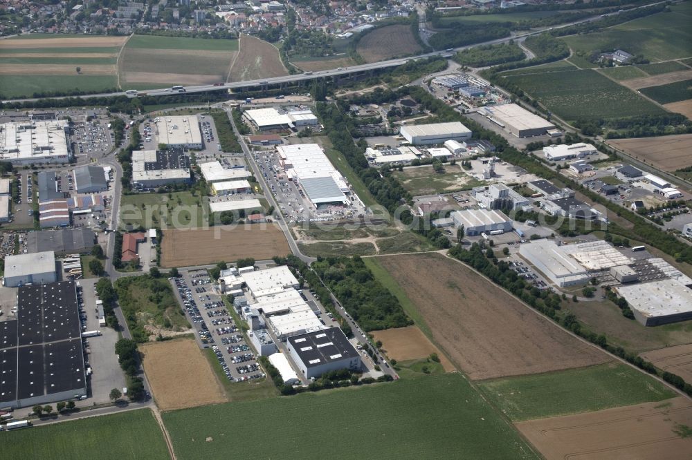 Aerial photograph Alzey - Industrial and commercial area Industriegebiet Ost in Alzey in the state Rhineland-Palatinate, Germany