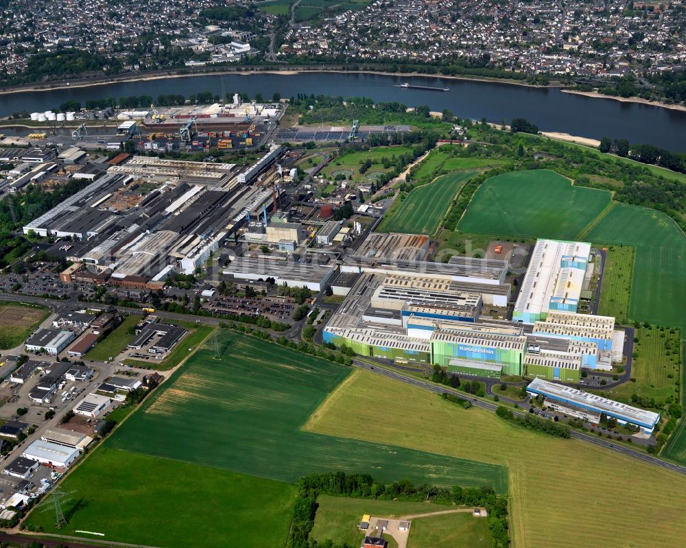 Andernach from the bird's eye view: Industrial and commercial area with the location of the factory premises of ThyssenKrupp Rasselstein GmbH in Andernach in Rhineland-Palatinate