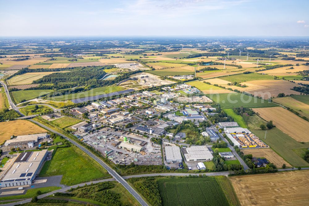 Aerial image Beckum - Industrial and commercial area along the Bundesstrasse B58 - Stromberger Strasse in Beckum in the state North Rhine-Westphalia, Germany