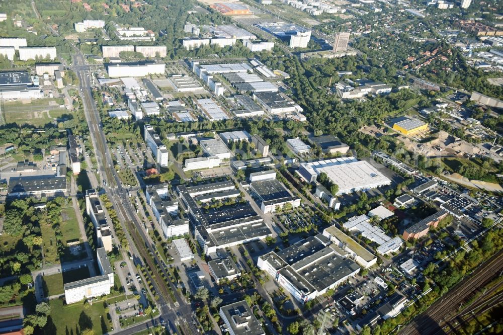 Berlin from the bird's eye view: Industrial and commercial area Rhinstrasse - Allee der Kosmonauten destrict Marzahn in Berlin