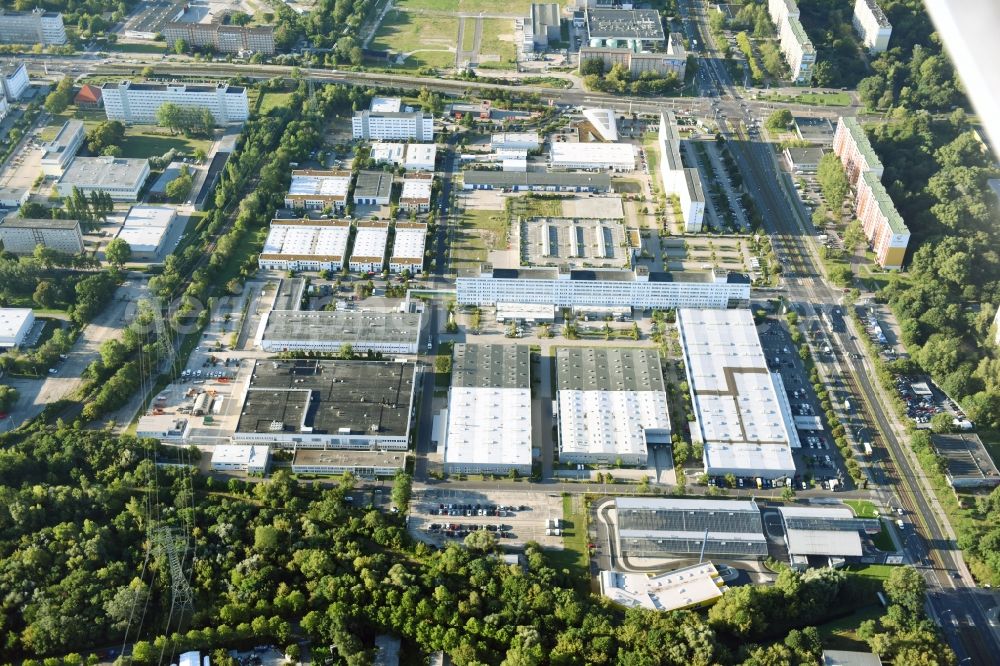 Aerial photograph Berlin - Industrial and commercial area Rhinstrasse - Allee der Kosmonauten destrict Marzahn in Berlin