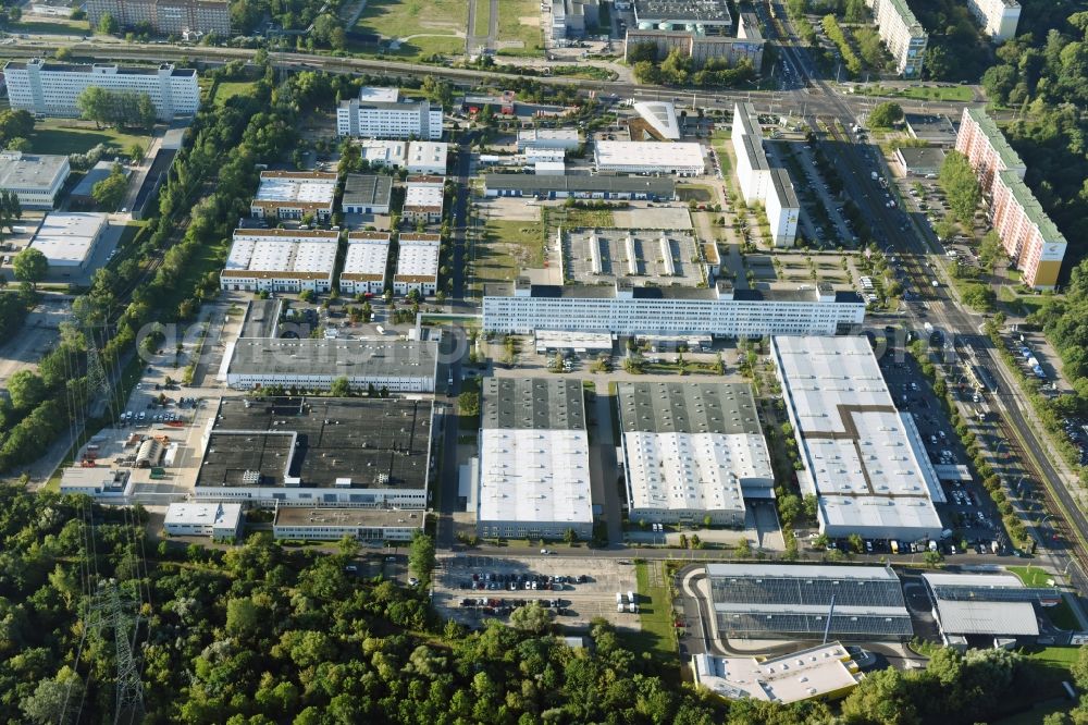 Aerial photograph Berlin - Industrial and commercial area Rhinstrasse - Allee der Kosmonauten destrict Marzahn in Berlin