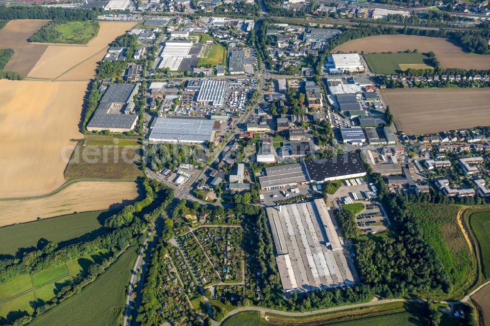 Bochum from the bird's eye view: Industrial and commercial area along the Berliner Strasse - Burgstrasse in Bochum in the state North Rhine-Westphalia, Germany