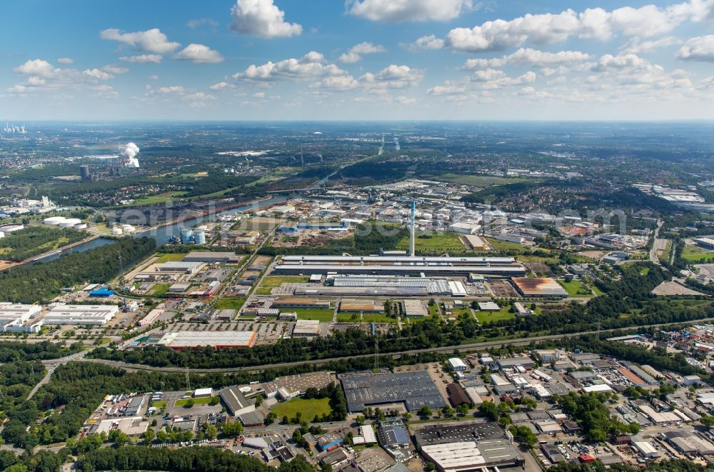 Aerial photograph Essen - Industrial and commercial area econova at the Bottroper Strasse in Essen in the state North Rhine-Westphalia. Also shown the TRIMET Aluminium SE building