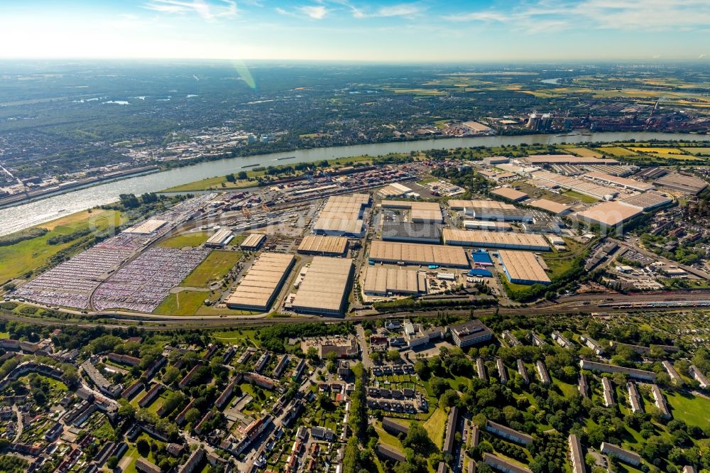 Duisburg from above - Industrial and commercial area along the Bliersheimer Strasse - Bismarckstrasse in Duisburg in the state North Rhine-Westphalia, Germany