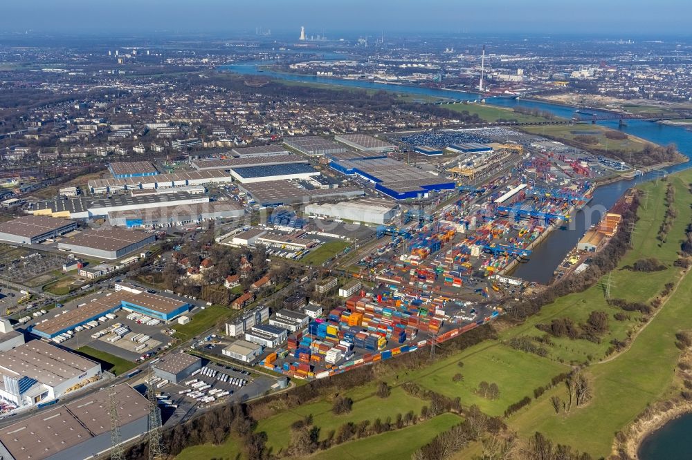 Duisburg from the bird's eye view: Industrial and commercial area along the Bliersheimer Strasse - Bismarckstrasse - Osloer Strasse - Europaallee overlooking the container port in Duisburg at Ruhrgebiet in the state North Rhine-Westphalia, Germany